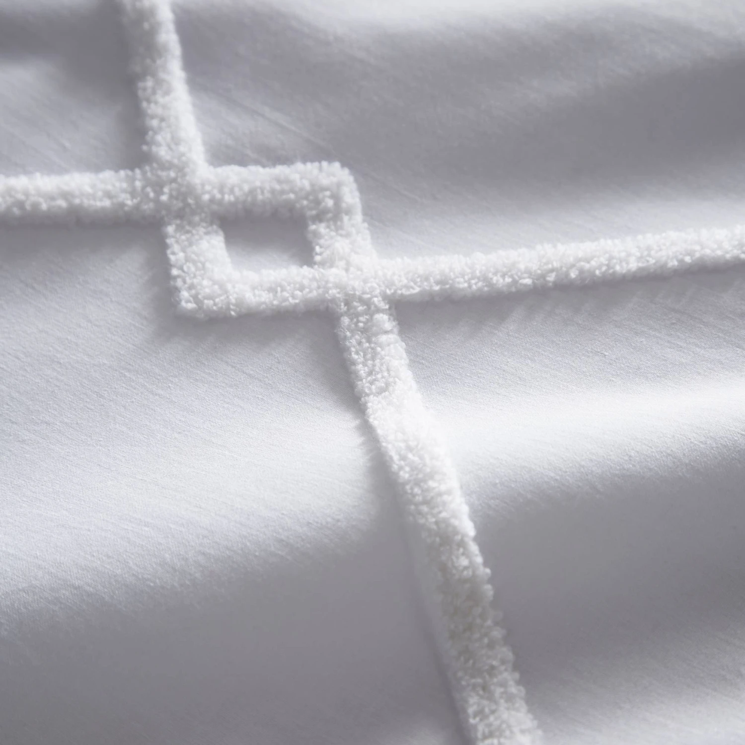 Appletree Kojo White Duvet Set 3 Appletree Kojo White Duvet Set - Image 3