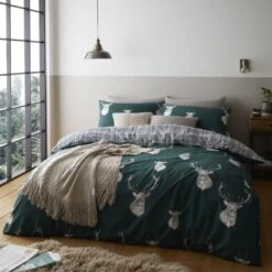 Catherine Lansfield Stag Green Duvet Set