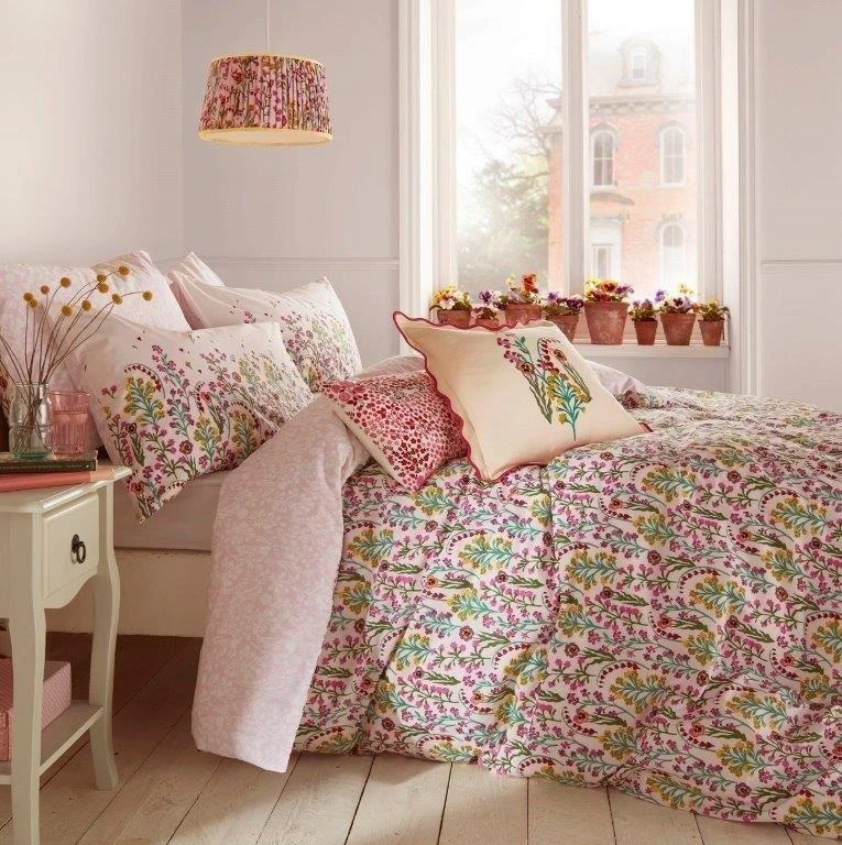 Cath Kidston Paper Pansy Duvet Set 1 Cath Kidston Paper Pansy Duvet Set