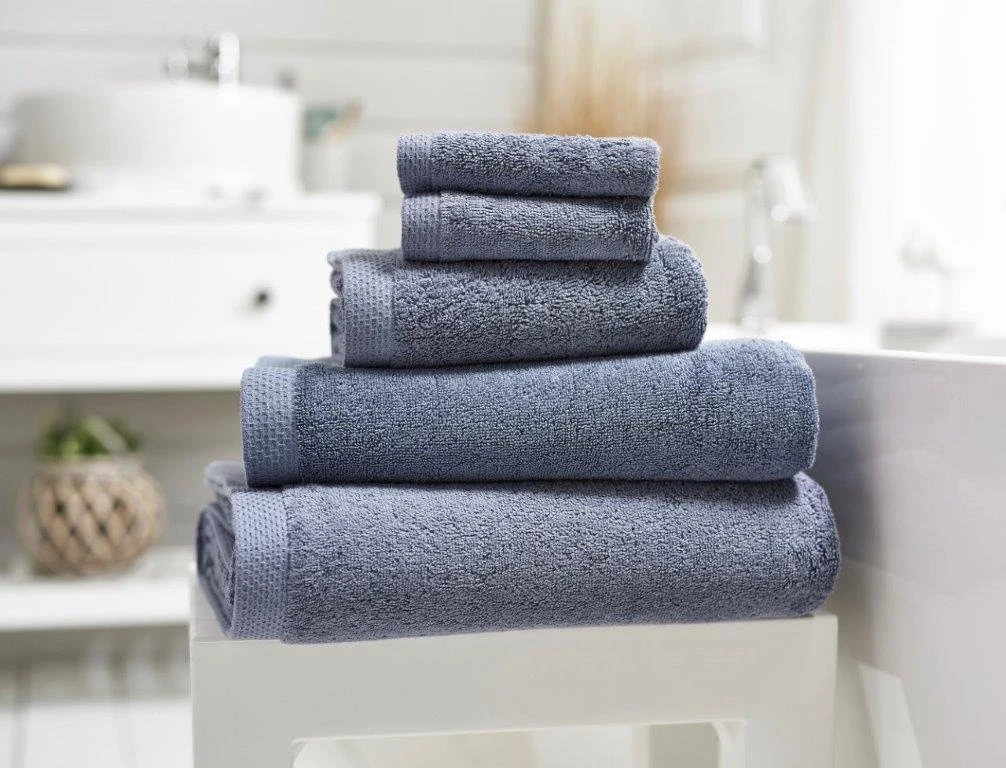 The Lyndon Company Egyptian Spa Towel Midnight 2 The Lyndon Company Egyptian Spa Towel Midnight - Image 2